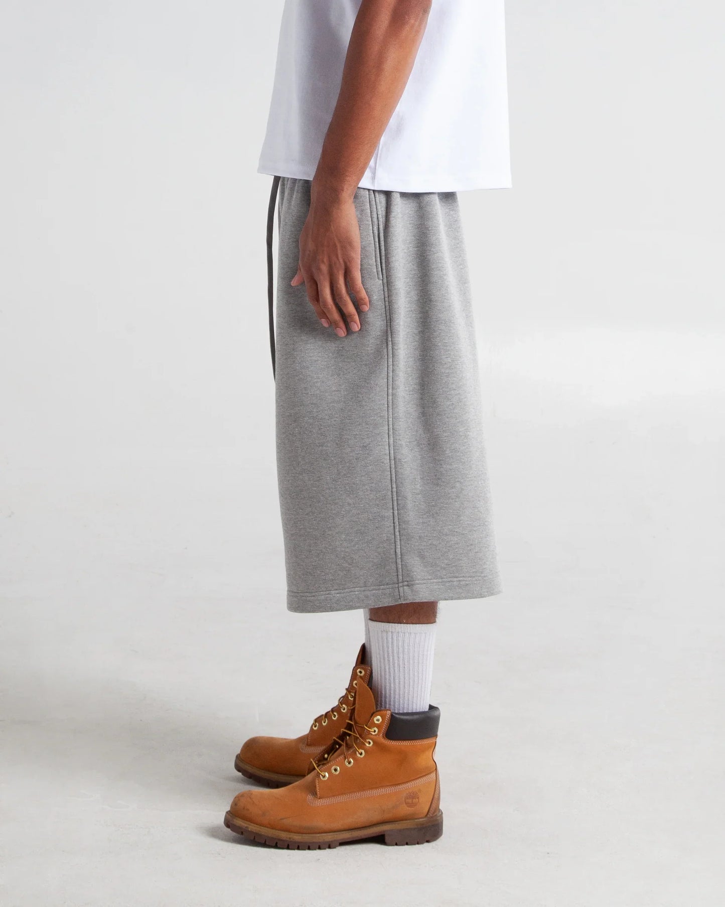 Avora™  | Baggy Fleece Shorts