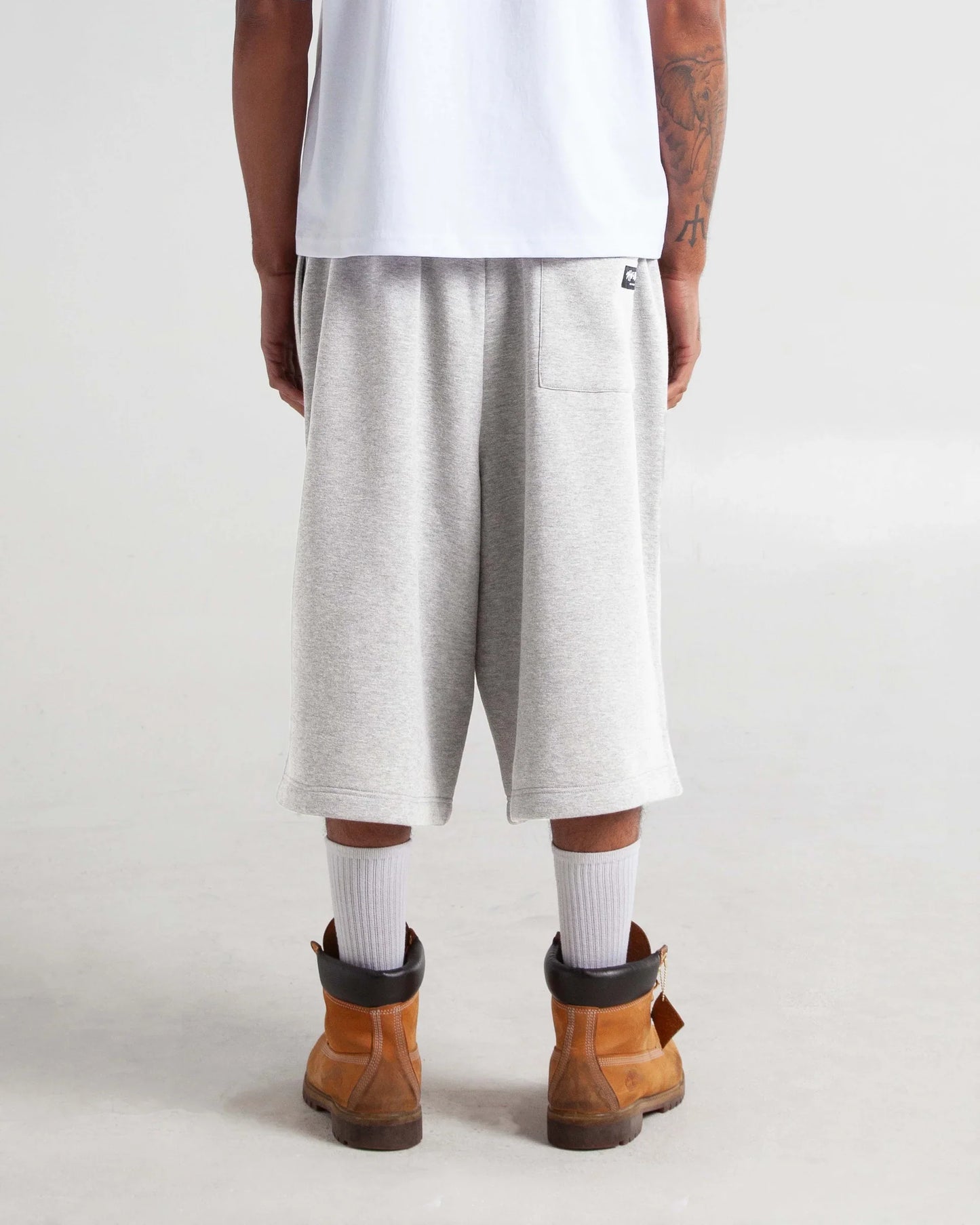 Avora™  | Baggy Fleece Shorts