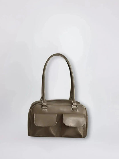 Vivienne Sleek Leather Carry