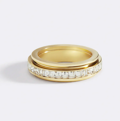 Avora Relief Ring